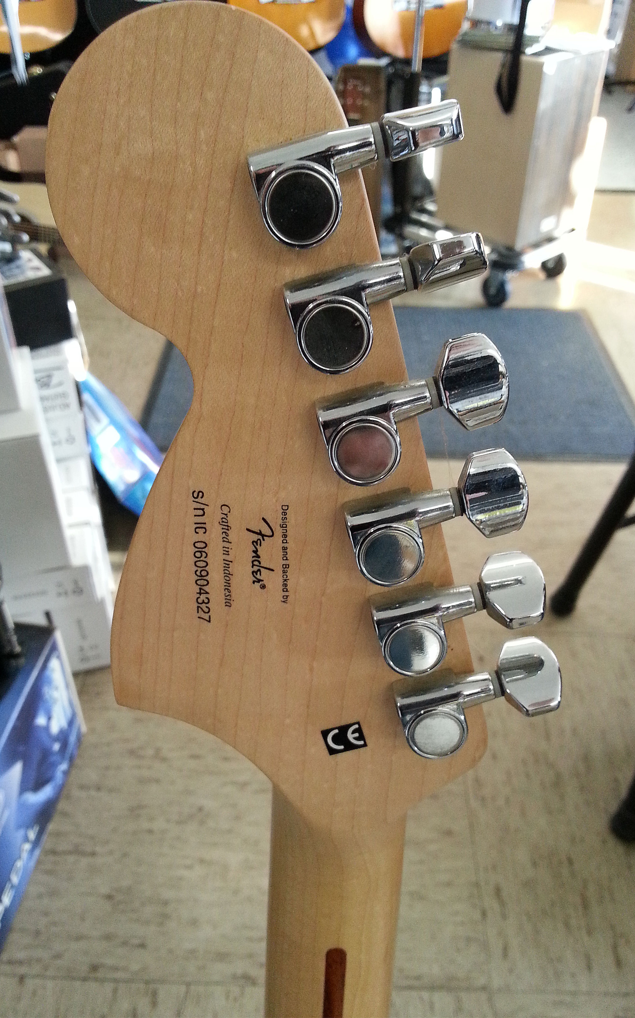 Strat Hello Kitty headstock back